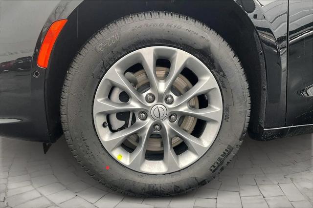 2026 Chrysler Pacifica Limited AWD