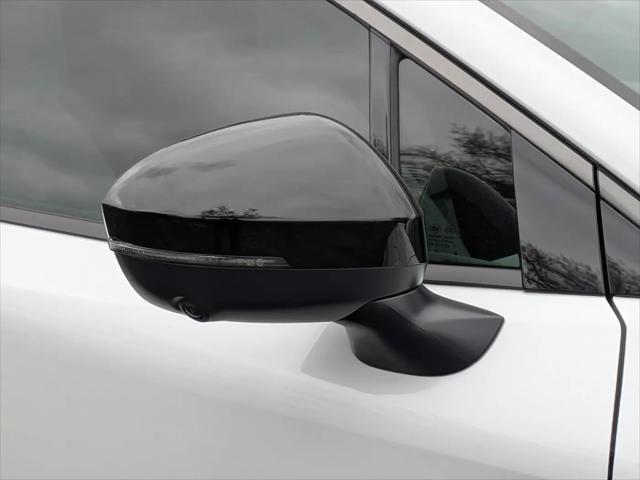 2026 Nissan LEAF PLATINUM+