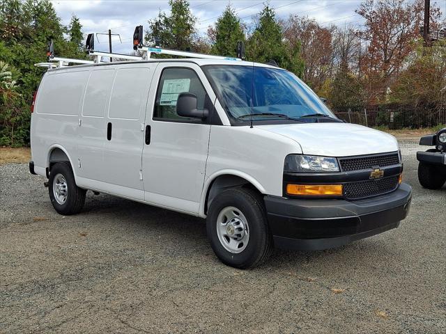 2025 Chevrolet Express Cargo Van RWD 2500 Regular Wheelbase WT