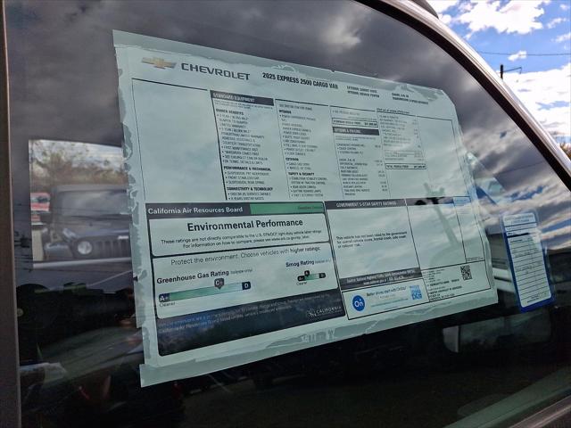 2025 Chevrolet Express Cargo Van RWD 2500 Regular Wheelbase WT