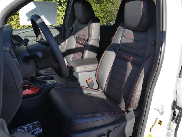 2026 Nissan Frontier Crew Cab PRO-4X 4x4