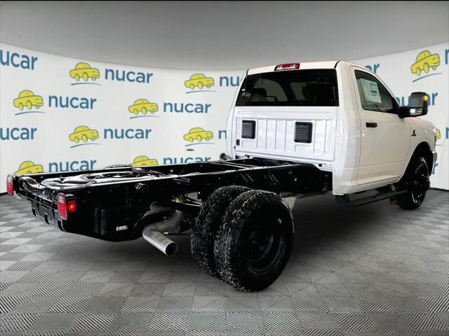2026 Ram 3500 Tradesman/Big Horn