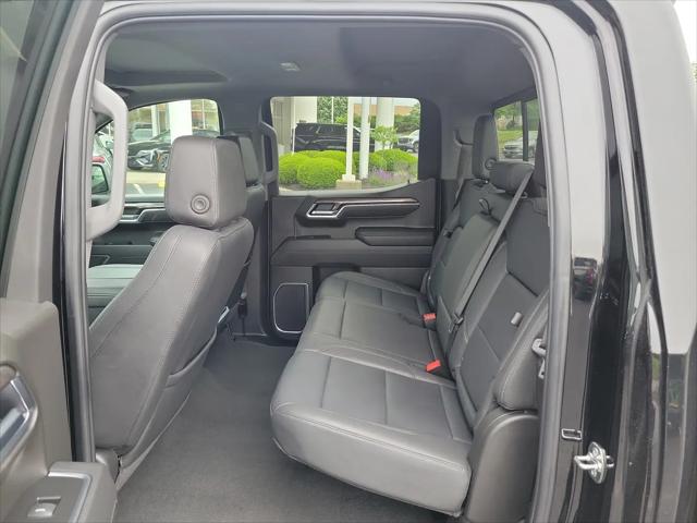 2025 Chevrolet Silverado 1500 4WD Crew Cab Short Bed LTZ