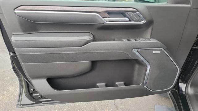 2025 Chevrolet Silverado 1500 4WD Crew Cab Short Bed LTZ