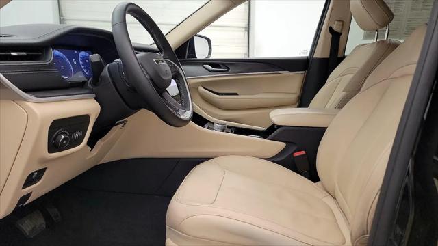 2022 Jeep Grand Cherokee Limited 4x2