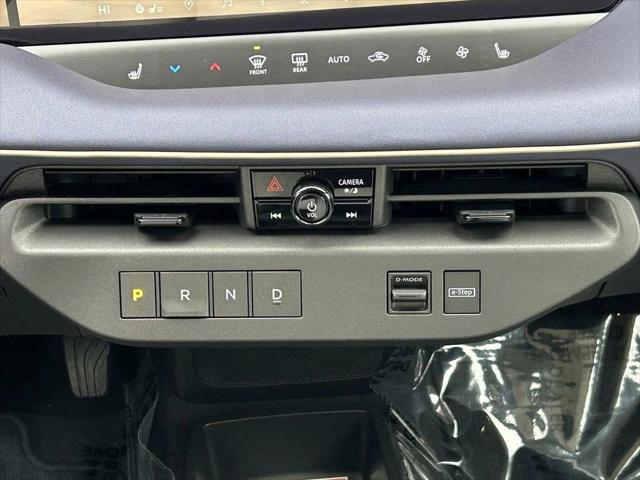 2026 Nissan LEAF PLATINUM+