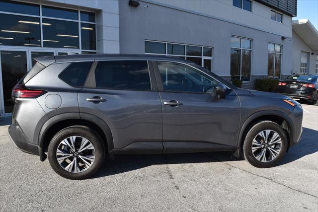 2022 Nissan Rogue SV FWD