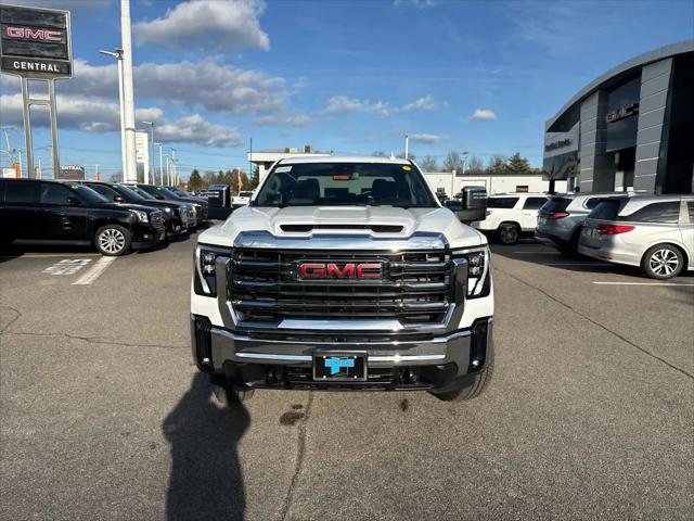2026 GMC Sierra 2500HD Crew Cab, Standard Bed, SLT, 4WD