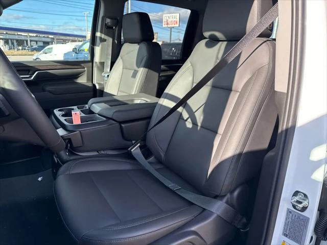 2026 GMC Sierra 2500HD Crew Cab, Standard Bed, SLT, 4WD
