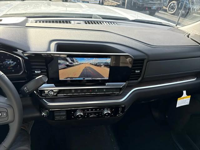 2026 GMC Sierra 2500HD Crew Cab, Standard Bed, SLT, 4WD
