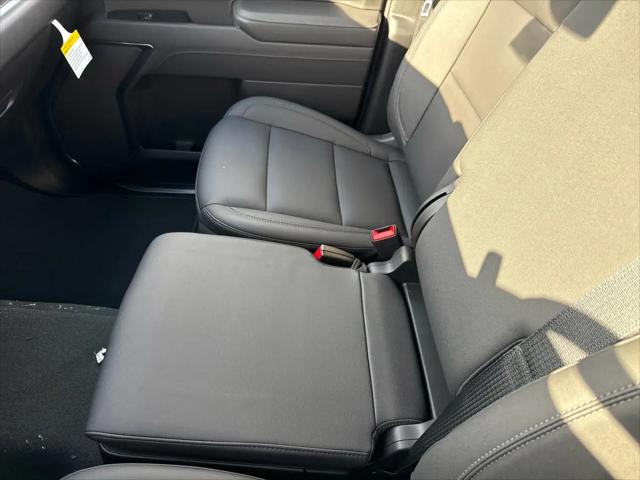 2026 GMC Sierra 2500HD Crew Cab, Standard Bed, SLT, 4WD