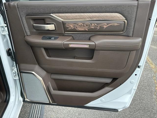 2026 Ram 2500 Limited Longhorn Crew Cab 4x4 64 Box