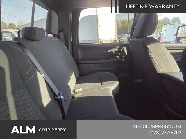 2026 Ram 3500 Tradesman Crew Cab 4x4 8' Box