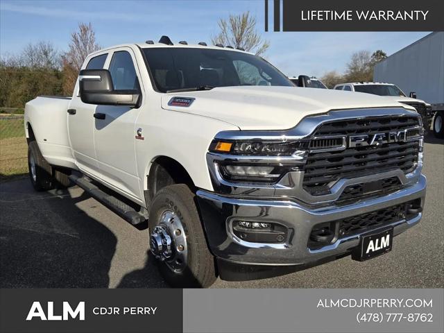 2026 Ram 3500 Tradesman Crew Cab 4x4 8' Box