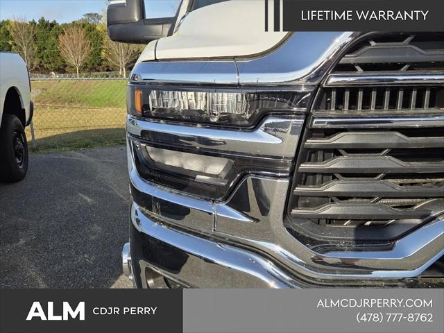 2026 Ram 3500 Tradesman Crew Cab 4x4 8' Box
