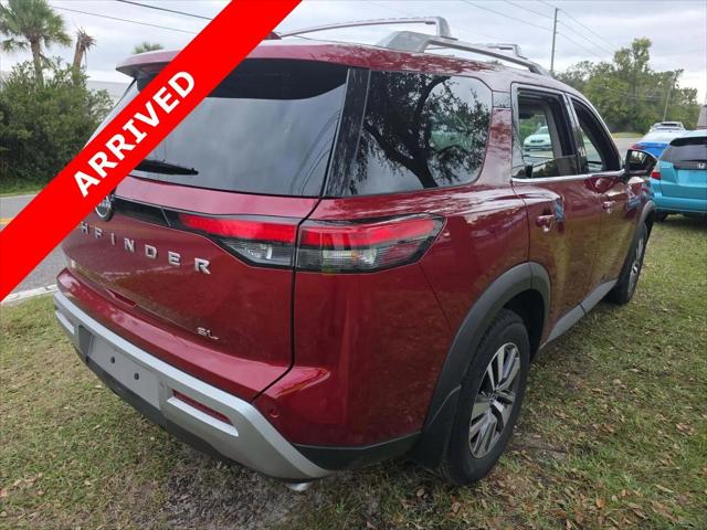 2022 Nissan Pathfinder SL 2WD