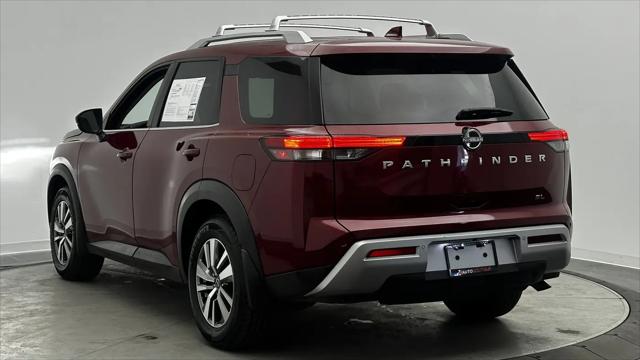 2022 Nissan Pathfinder SL 2WD