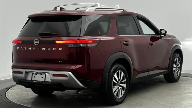 2022 Nissan Pathfinder SL 2WD