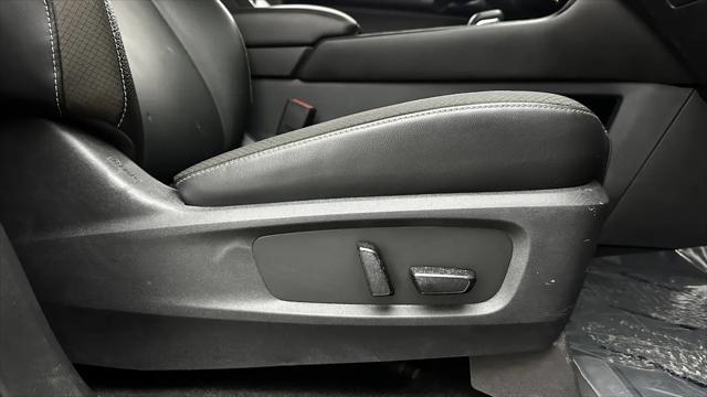 2022 Nissan Pathfinder SL 2WD