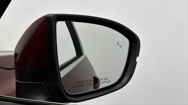 2022 Nissan Pathfinder SL 2WD