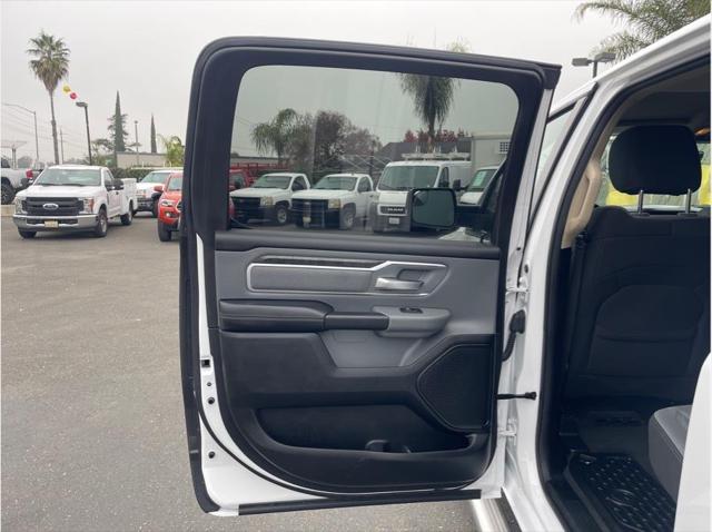 2020 Ram 1500 Big Horn Crew Cab 4x4 5'7" Box