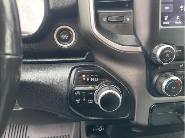 2020 Ram 1500 Big Horn Crew Cab 4x4 5'7" Box