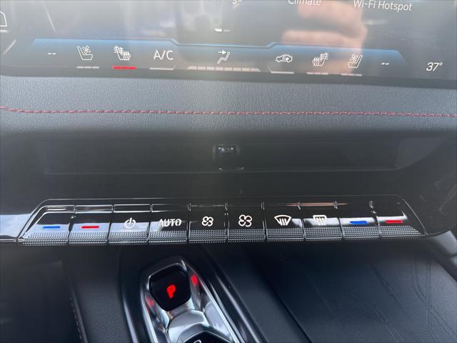 2026 Chevrolet Corvette Stingray Coupe, 2LT, RWD