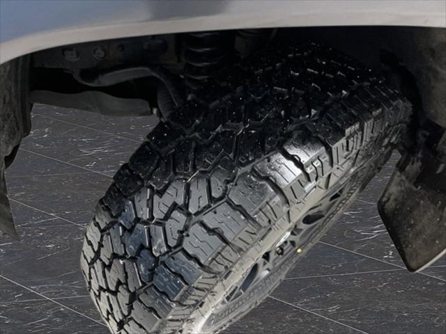 2020 Toyota Tacoma SR5 V6