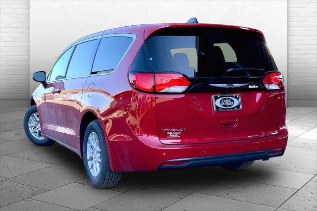 2026 Chrysler Voyager LX