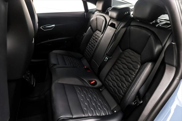 2026 Audi e-tron GT Premium Plus quattro