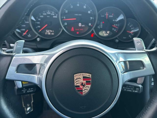 2012 Porsche 911 Carrera 4 GTS