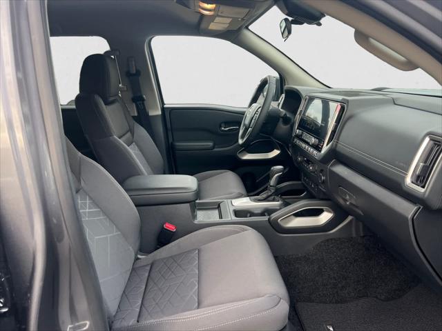 2025 Nissan Frontier Crew Cab SV 4x2