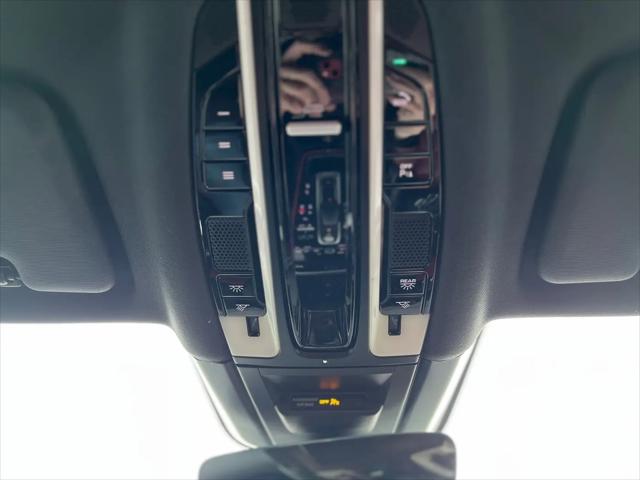 2022 Porsche Cayenne Platinum Edition