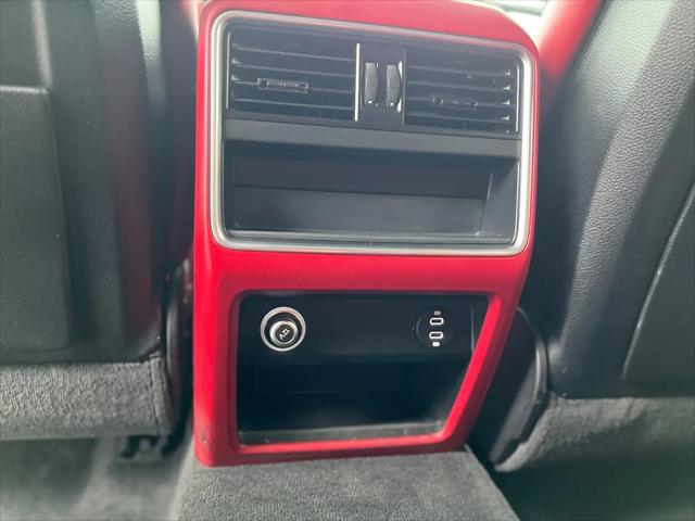 2022 Porsche Cayenne Platinum Edition