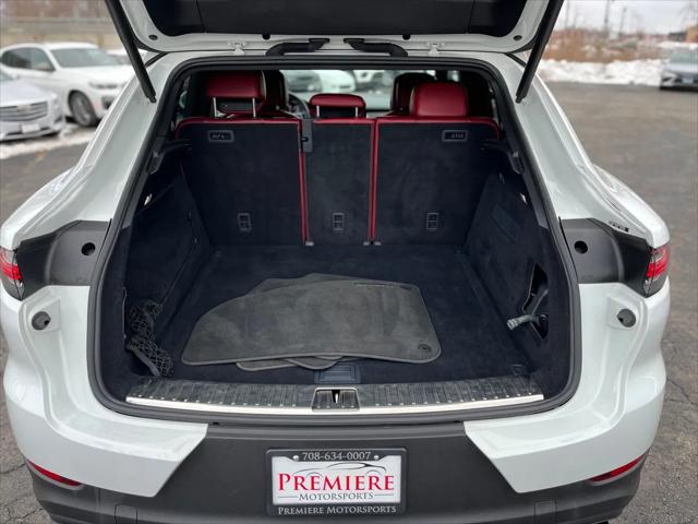 2022 Porsche Cayenne Platinum Edition