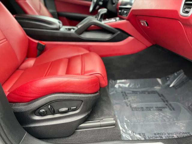 2022 Porsche Cayenne Platinum Edition