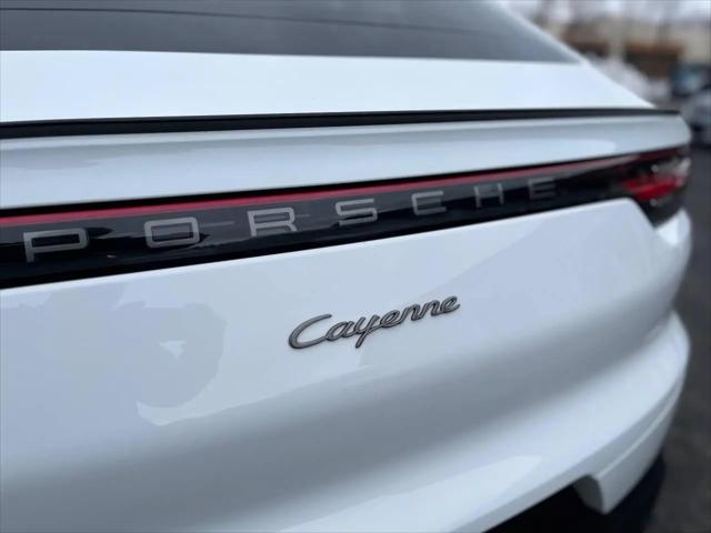 2022 Porsche Cayenne Platinum Edition