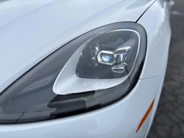 2022 Porsche Cayenne Platinum Edition
