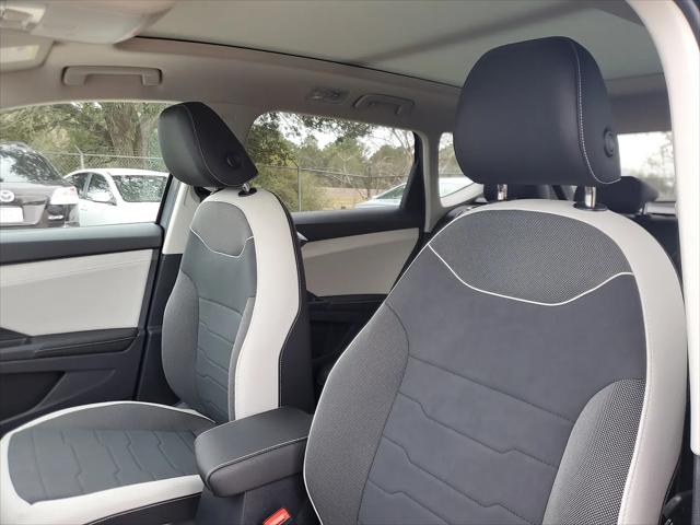 2026 Volkswagen Taos SE