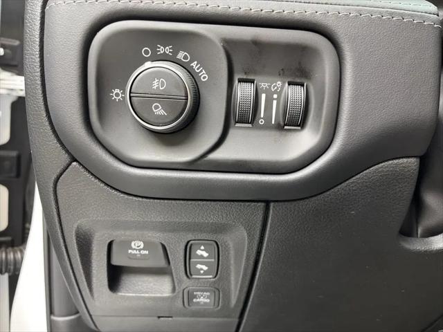 2026 Ram 1500 Limited Crew Cab 4x4 57 Box