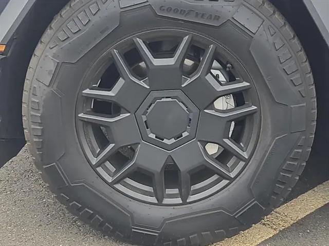 2024 Tesla Cybertruck Cyberbeast