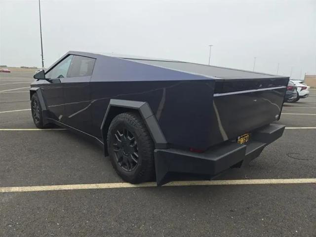 2024 Tesla Cybertruck Cyberbeast
