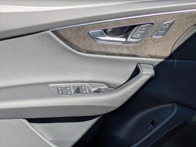 2026 Audi Q8 Premium Plus 55 TFSI quattro Tiptronic