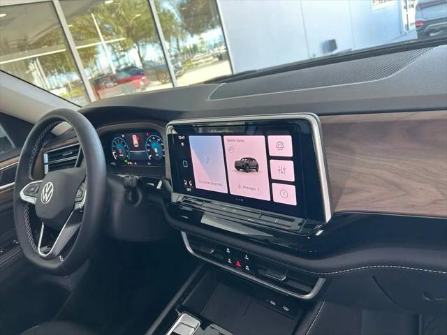 2026 Volkswagen Atlas SE with Technology