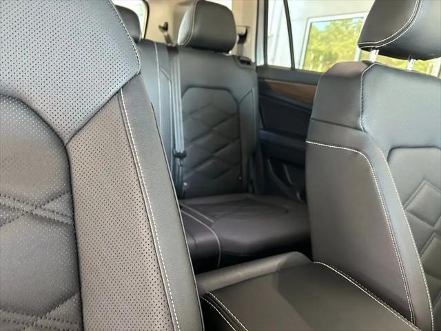 2026 Volkswagen Atlas SE with Technology