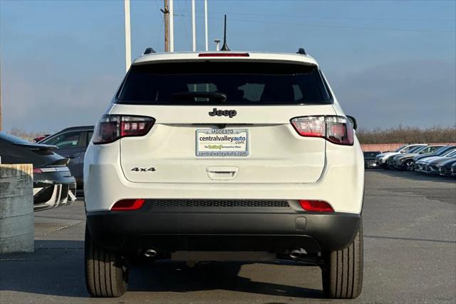 2026 Jeep Compass Latitude Altitude