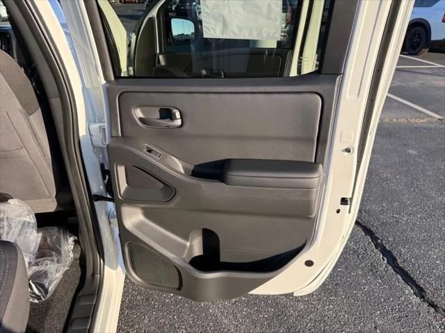2026 Nissan Frontier Crew Cab SV 4x2