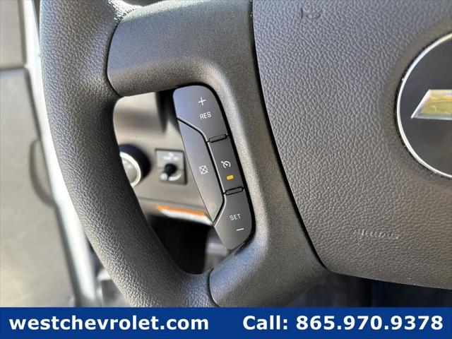 2025 Chevrolet Express Cutaway 4500 Van