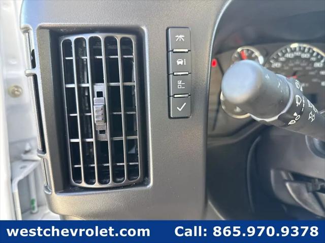 2025 Chevrolet Express Cutaway 4500 Van