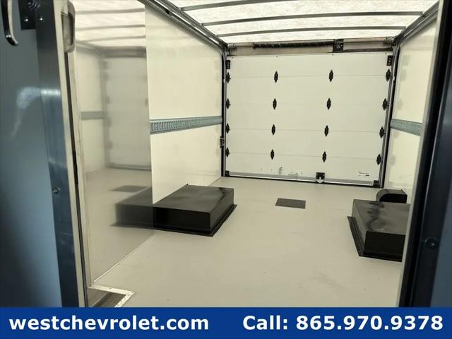 2025 Chevrolet Express Cutaway 4500 Van